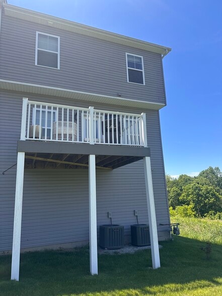 Building Photo - 512 Solomon Rd