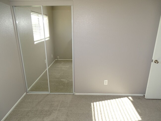 Building Photo - 3 Bedroom Home In The Heart Of Summerlin