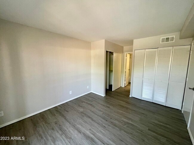 Building Photo - 3601 W Tierra Buena Ln