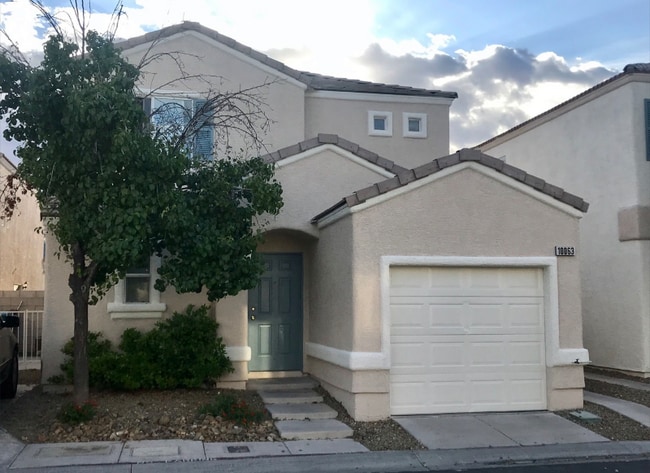 Building Photo - 10063 Swimming Hole St