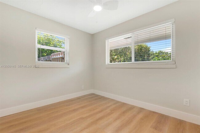 Building Photo - 702 NW 18th St