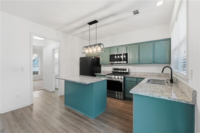 Building Photo - 3680 Moor Pointe Dr