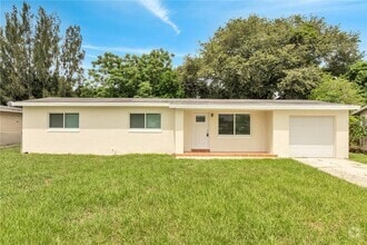 Building Photo - 1040 San Luis Dr