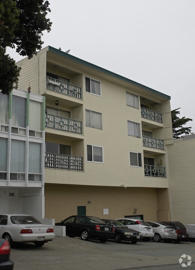 Building Photo - 240 St Joseph's