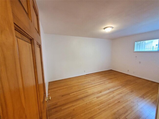 Building Photo - 6409 Edloe St