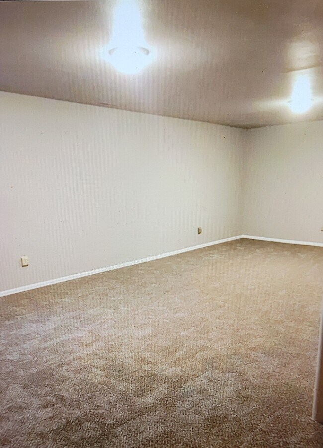 Building Photo - 4125 N Carefree Cir