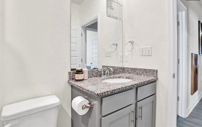 Building Photo - 24253 Alydar Lp