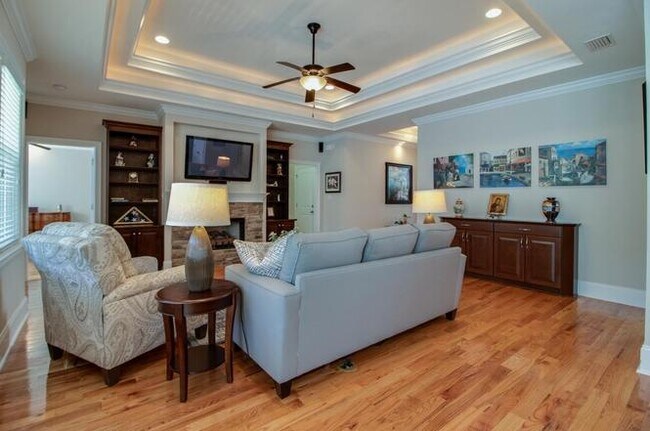 Building Photo - 3653 Velda Oaks Cir