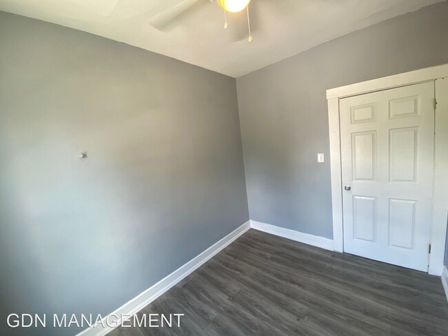 Building Photo - 2731 Harris Ave