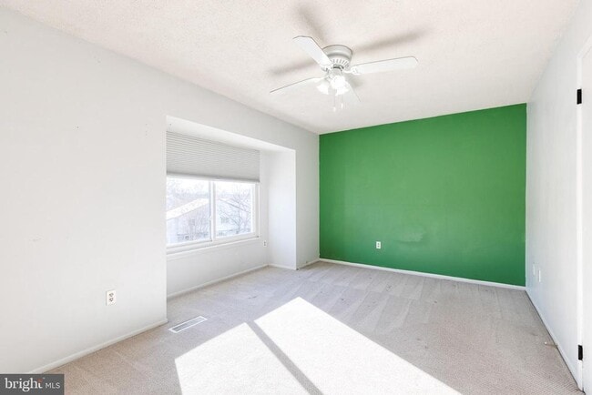 Building Photo - 1615 Fendall Ct