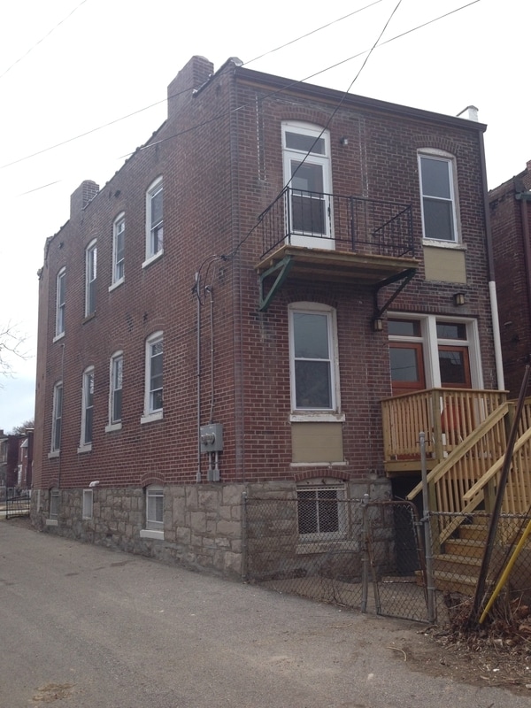 Building Photo - 2717 Arsenal St