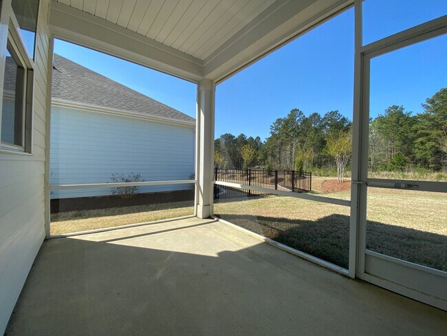 Building Photo - Brand new construction home in the desirable Brunswick Forest subdivision