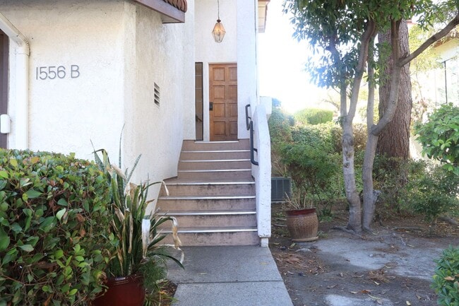 Building Photo - Spacious 3 bedrooms 3 full baths home in Chula Vista