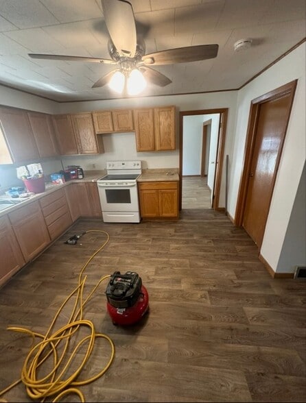 Building Photo - 1022 Wilson Ave