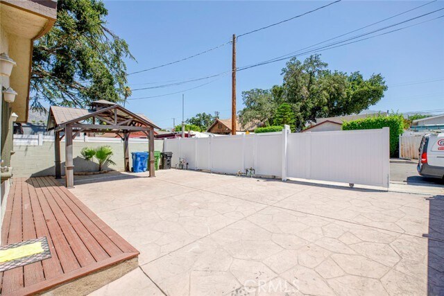 Building Photo - 10531 Greenburn Ave