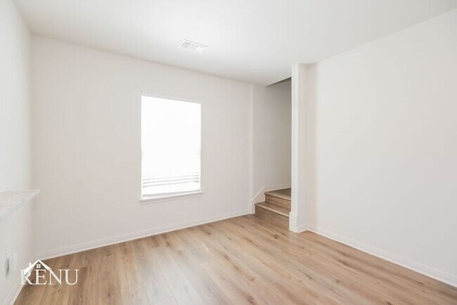 Building Photo - Coming Soon!