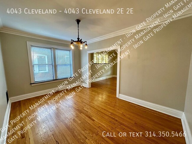 Building Photo - Charming 2 bedroom apartment located close...