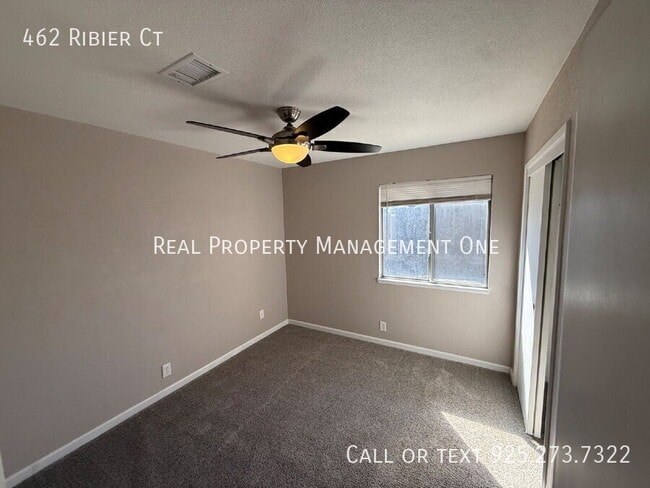 Building Photo - 462 Ribier Ct