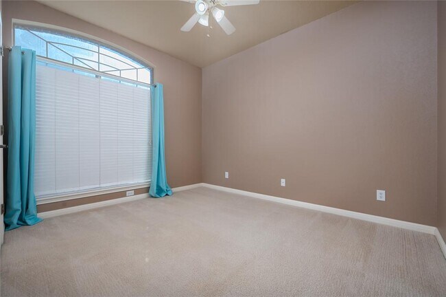 Building Photo - 455 Rose Blossom Loop