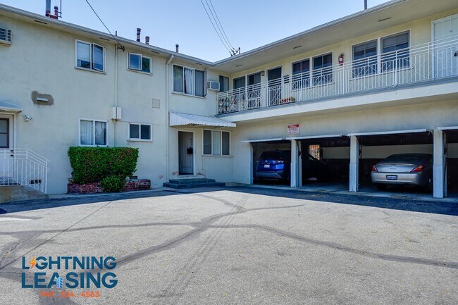 Building Photo - 6229 Craner Ave