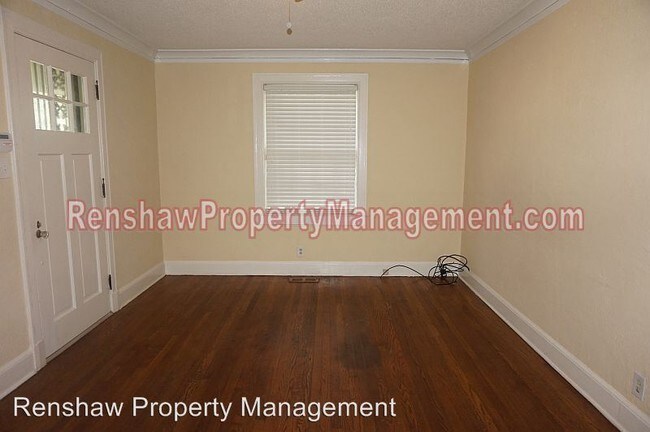Building Photo - 2 br, 1 bath House - 645 S. Goodlett St.