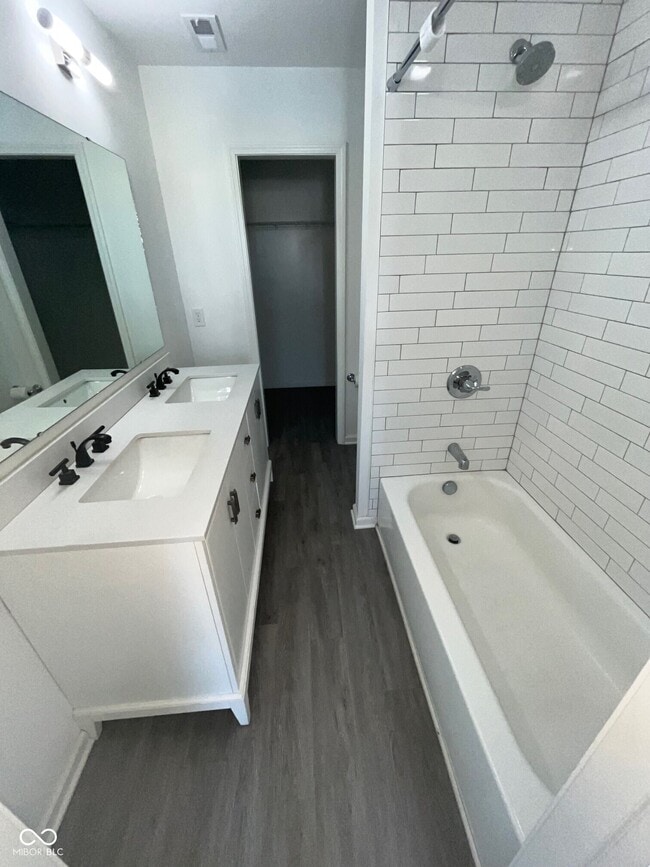 Building Photo - 143 McKim Ave