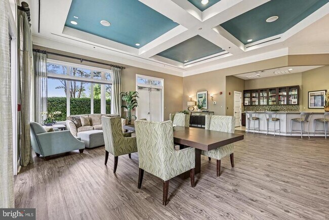 Building Photo - 19441 Promenade Dr