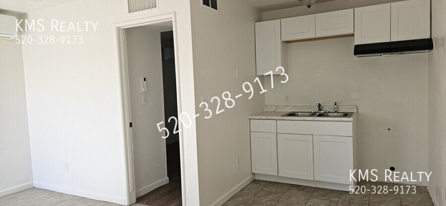 Building Photo - One bedroom one bath-759 E Pastime Rd-OWNE...