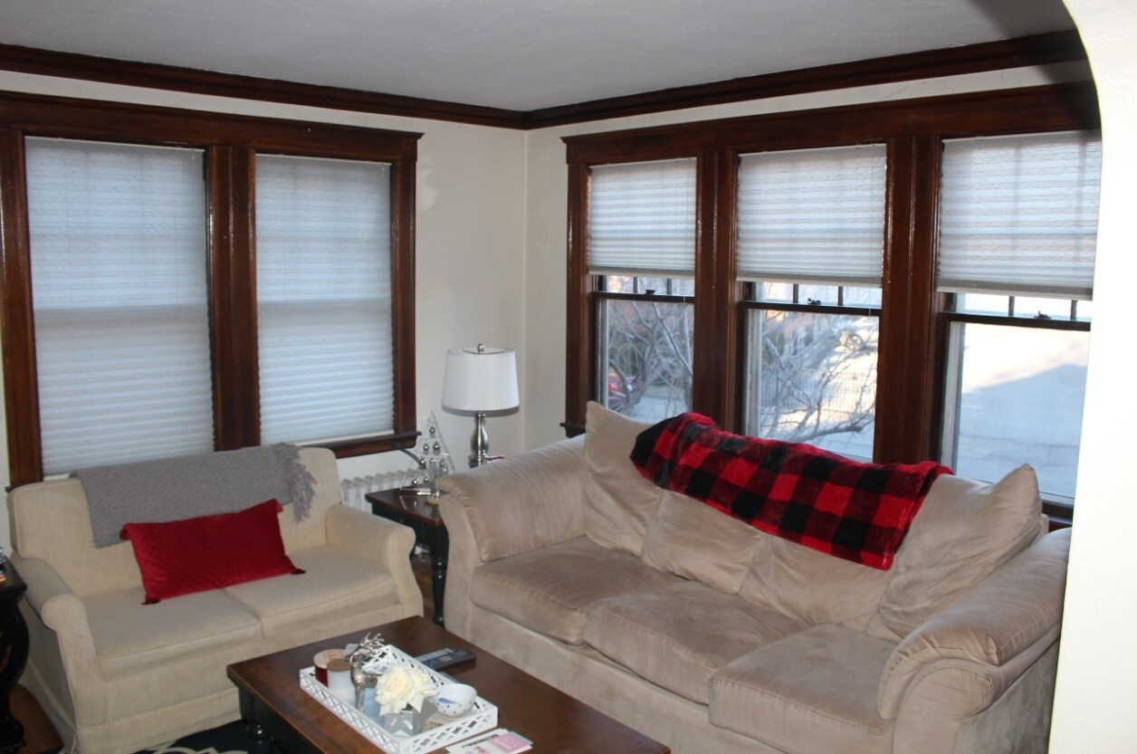 Building Photo - 52 Colborne Rd