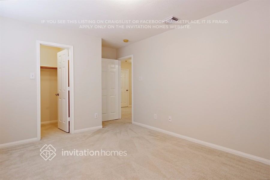 Building Photo - 24514 Kestrel View