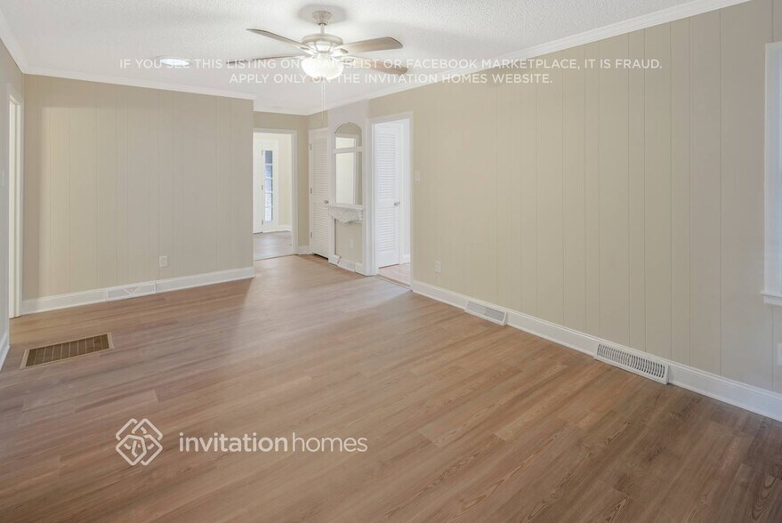 Building Photo - 8433 Dunsinane Dr