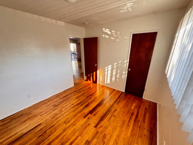 Building Photo - 3728 Ingraham St