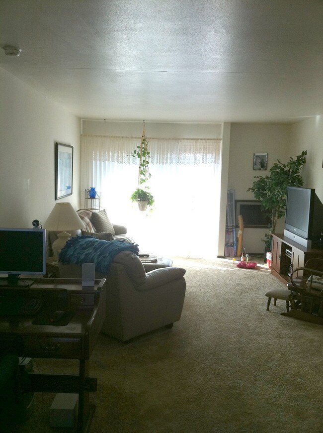 Lincoln Avenue Apartments 729 Lincoln Ave Stoughton WI 53589