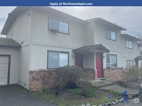 Building Photo - This is a nice 2 Bedroom 2 Bath Townhome-L...