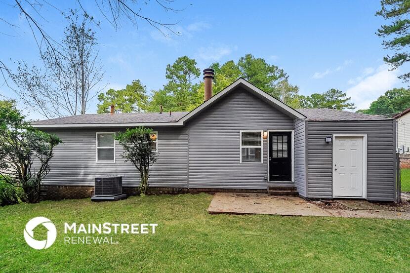 Building Photo - 1729 Tall Oak Cir