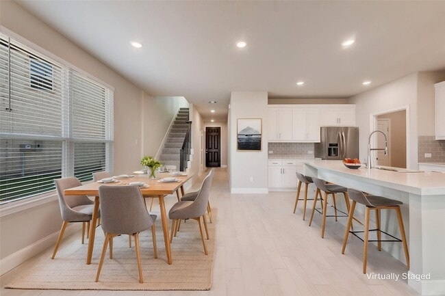 Building Photo - 3212 Lucia Wy