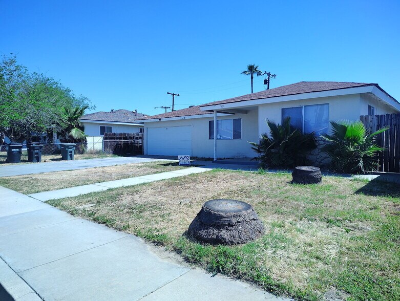 Building Photo - 950 S Thompson St