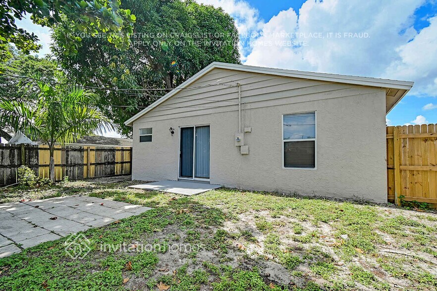 Building Photo - 316 Fleming Ave