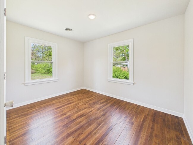 Building Photo - 1706 Catalina Dr