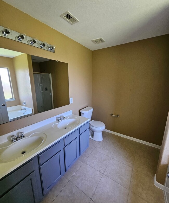 Building Photo - 21362 Slate Crossing Ln