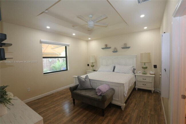 Building Photo - 24123 SW 118 Ave