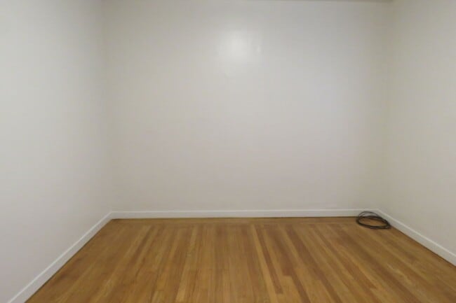 Building Photo - Cow Hollow - 2 Bedroom Flat