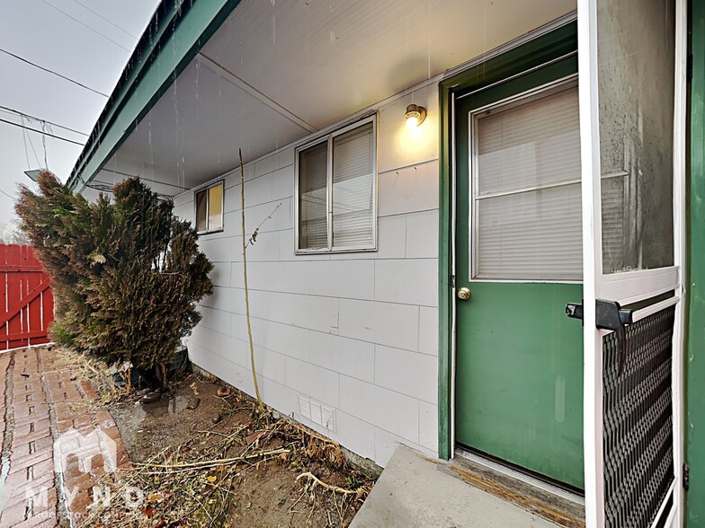 Building Photo - 229 Claremont St