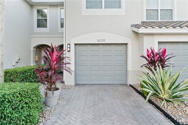 Building Photo - 16139 Ravina Way