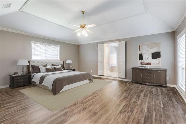 Building Photo - 10127 Chisholm Trail