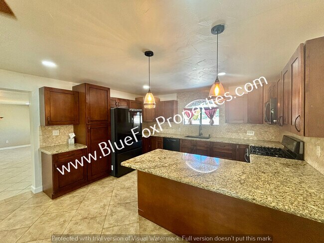 Building Photo - 8918 E Old Spanish Trail