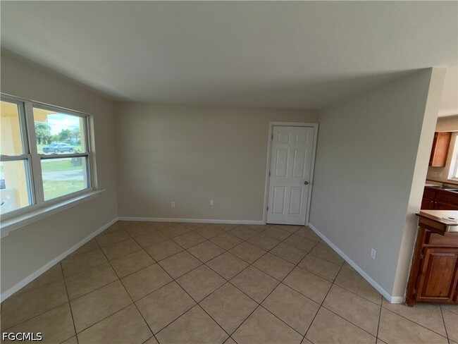 Building Photo - 1101 Leeland Heights Blvd E