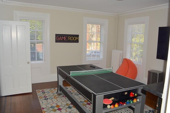 Building Photo - 93 Power St