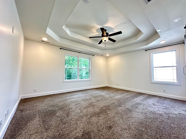 Building Photo - 1040 Harrison Way