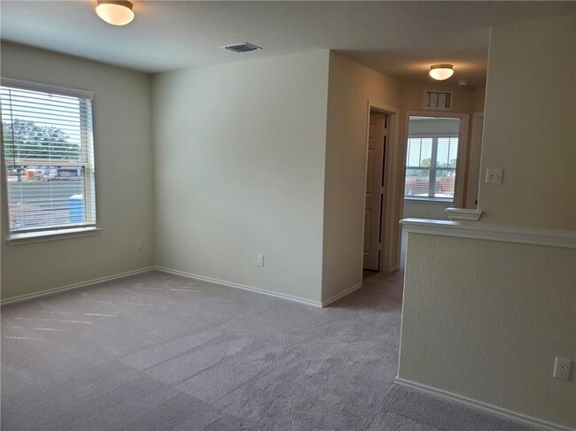Building Photo - 409 La Dera Dr
